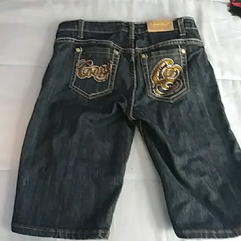 Coogi Jeans Short Capri